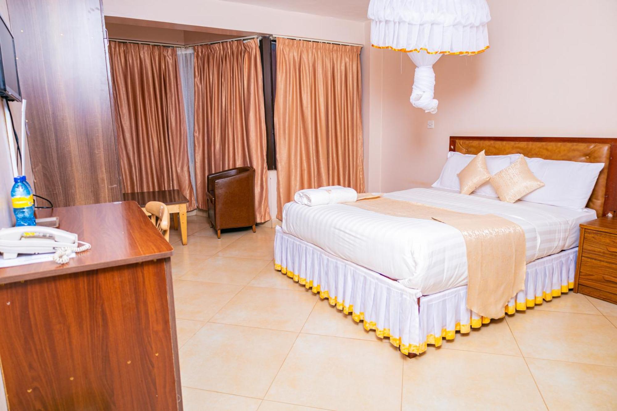 Paleo Hotel And Spa Thika Bagian luar foto