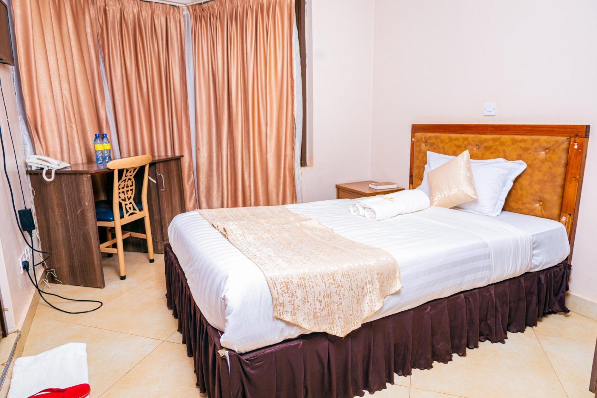 Paleo Hotel And Spa Thika Bagian luar foto